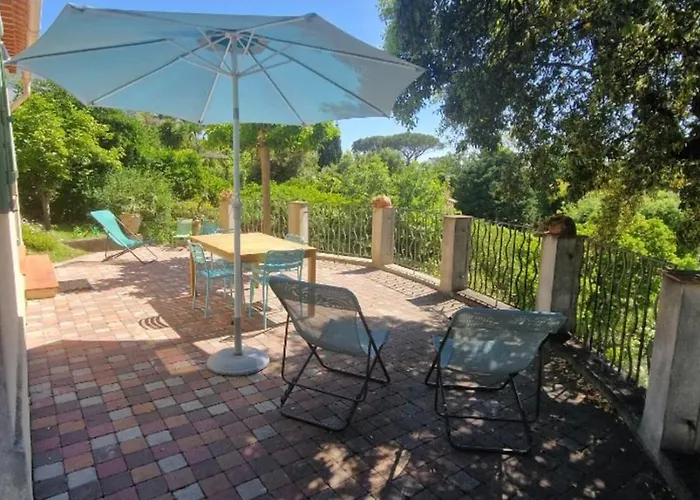 Appartement With Garden In *